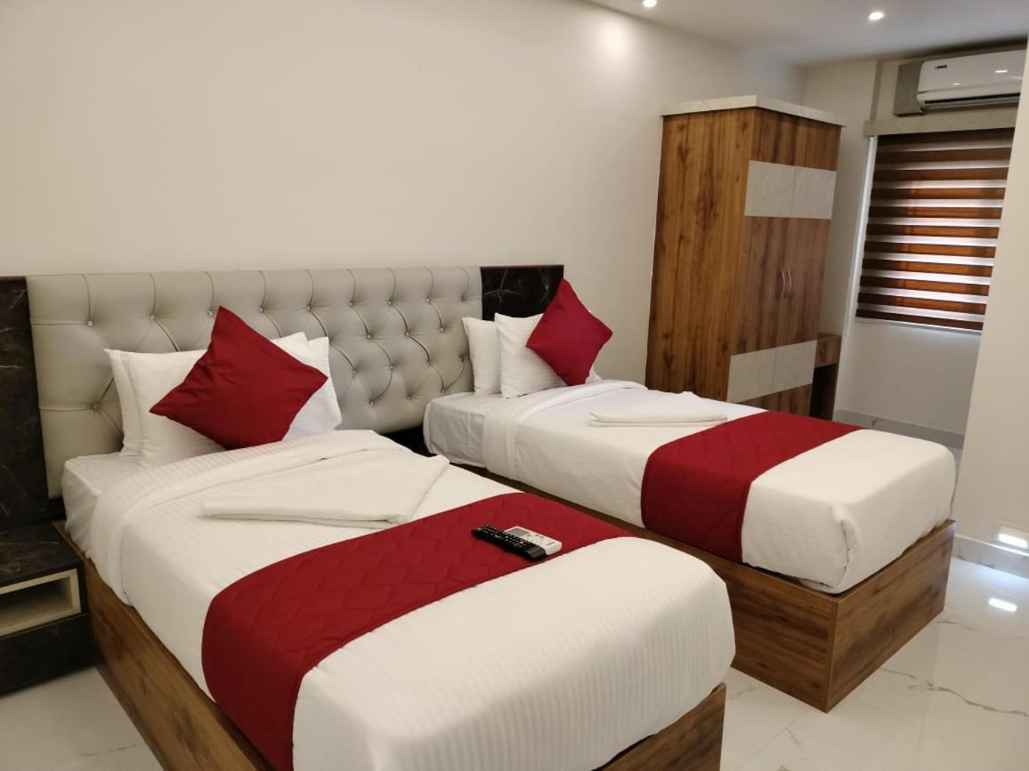 Mayuri Residency Hotel Attibele Extérieur photo