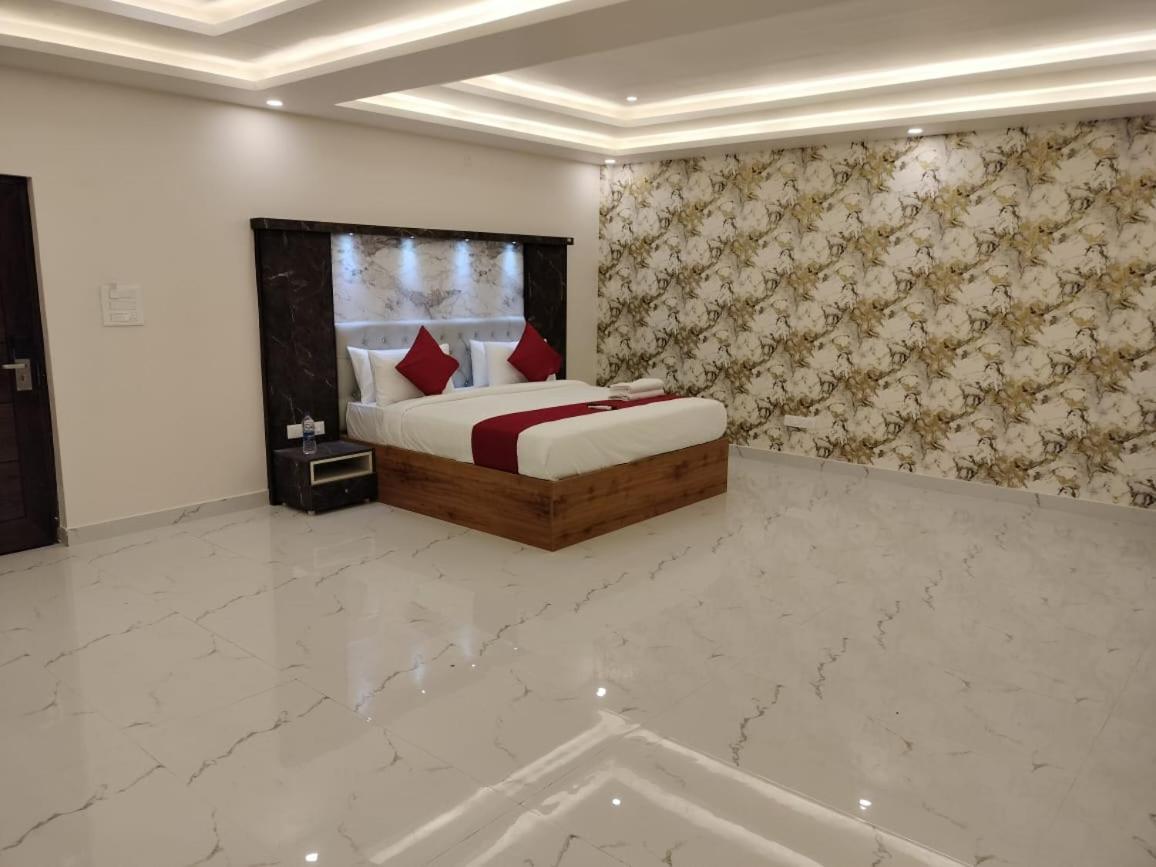 Mayuri Residency Hotel Attibele Extérieur photo